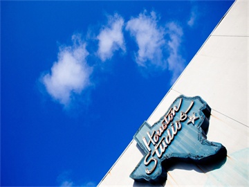 车险综合改革实施时间确定，多项险种受影响