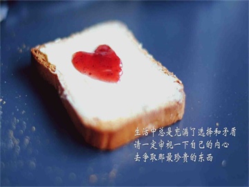 保险决策，退保或继续交纳，视具体情况而定